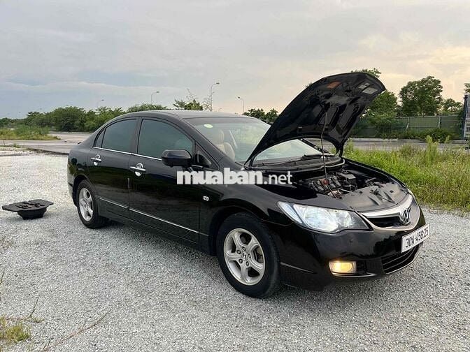 Honda Civic 1.8 Đen 10 vạn