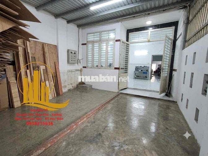 🏡 CHO THUÊ NHÀ + KHO MẶT BẰNG 10x30 – PHAN VĂN HỚN, BÀ ĐIỂM - 10 TRIỆU