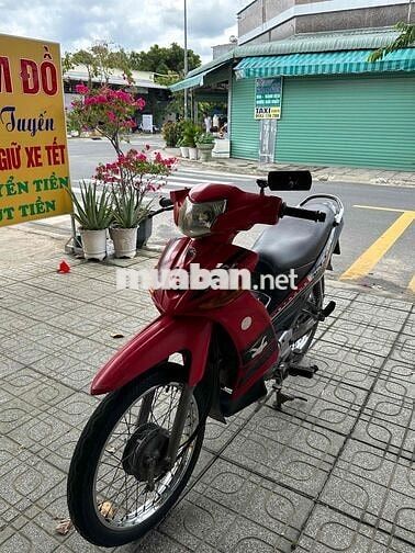 Yamaha Taurus Đỏ