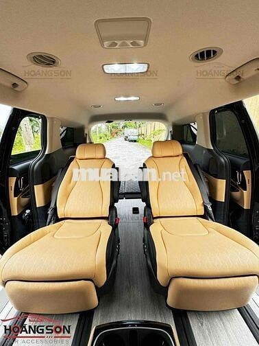 Kia Carnival Luxury 2021 7 chỗ Trắng