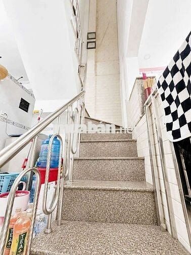 Nhà cho thuê Chiến Lược, BT (3PN 2WC) hẻm 5m thông, nhà trống ở ngay
