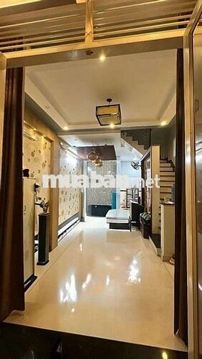 cho thuê nhà đẹp 3lầu st 4x12 m hẻm xe hơi phạm Văn Chiêu GV  giá 13tr