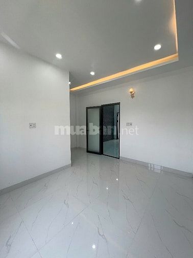 Bán nhà MT giá 4.2 tỷ Hưng Long, Bình Chánh 
