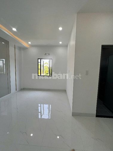 Bán nhà MT giá 4.2 tỷ Hưng Long, Bình Chánh 