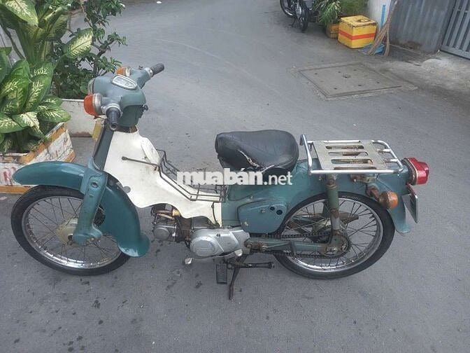 Honda Cub 50 Xanh Trắng