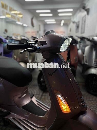 Piaggio Vespa Sprint 125Cc 2021 Hồng
