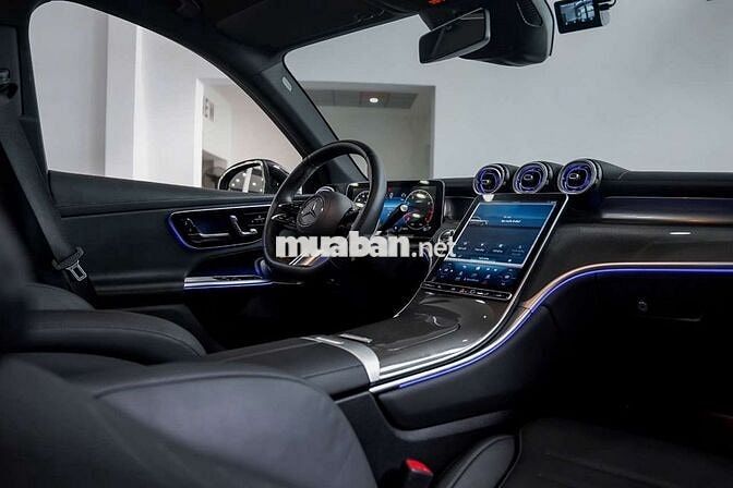 Mercedes GLC300 All New 2023 siêu lướt 8.000km