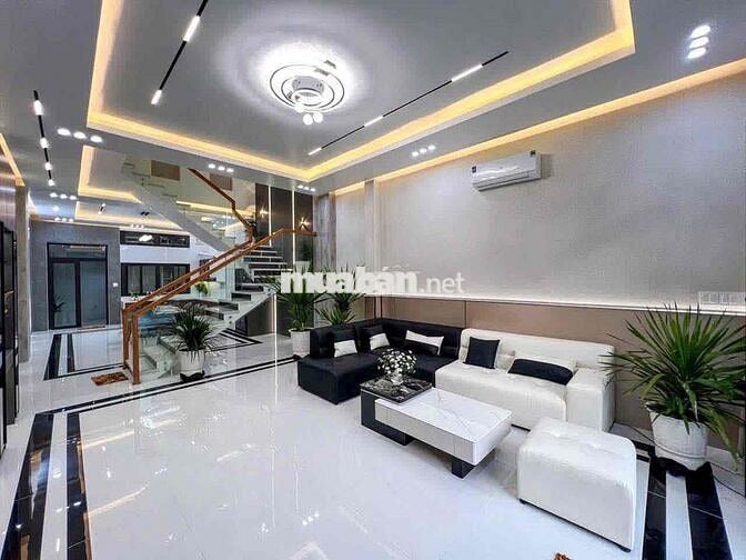 Nhà 2 lầu 4 phòng ngủ đường D14 Hồng Loan giá 5 tỷ 890 triệu