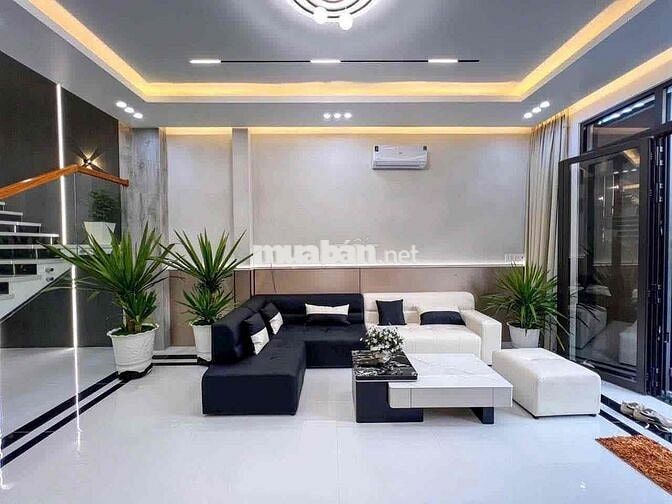Nhà 2 lầu 4 phòng ngủ đường D14 Hồng Loan giá 5 tỷ 890 triệu