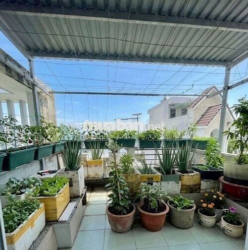 CHỦ GIẢM 300TR-  NHÀ 4 TẦNG- 50m2- HXH HUỲNH THỊ HAI -  CÒN 4.37 TỶ