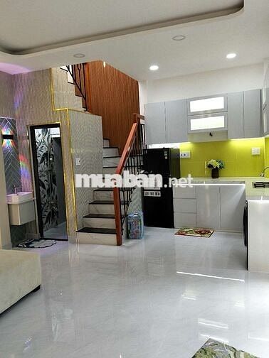 Nhà 2 tầng sát MT đường Hưng Phú Quận 8 DT 36m2 giá 4.88 tỷ 