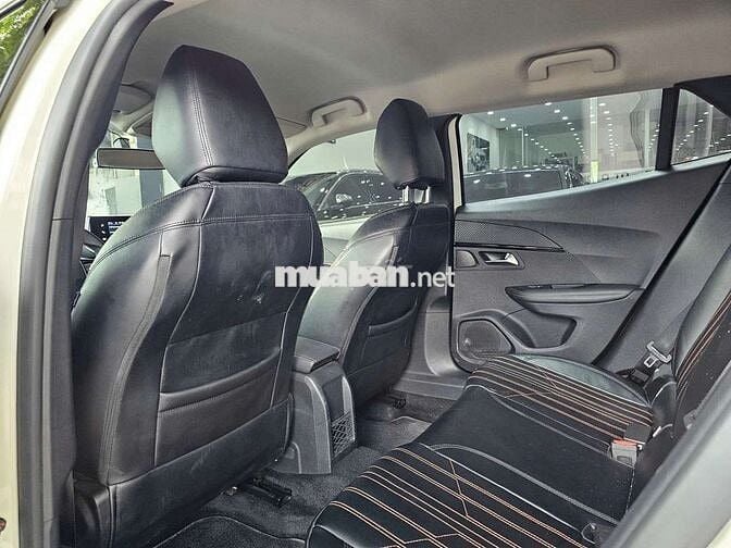 Peugeot 2008 Active 2020 Trắng 42.000 km