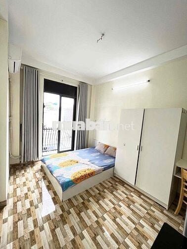 PHÒNG PHÚ NHUẬN BAN CÔNG GIÁ RẺ