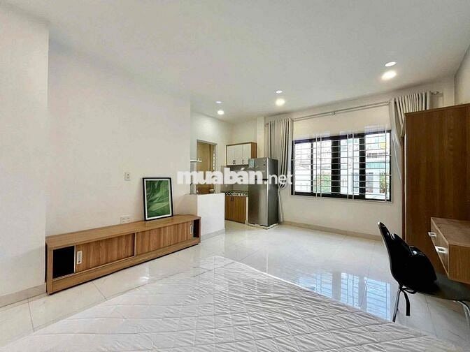 TRỐNG LẠI CHDV FULL NỘI THẤT THUẬN TIỆN QUA ĐẠI HỌC GTVT - CVPM