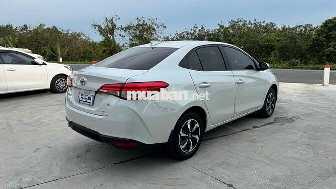 Toyota Vios E CVT 2023 Tự động vô cấp Trắng