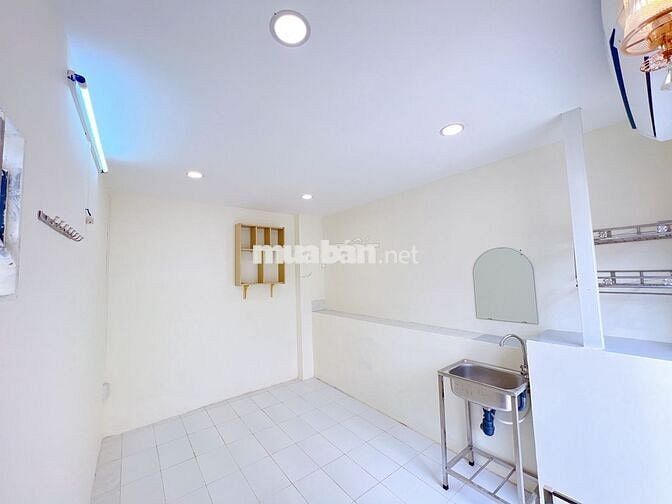 PHÒNG TRỌ ĐÃ LẮP SẴN MÁY LẠNH MỚI GẦN NGÃ TƯ NƠ TRANG LONG & NGUYỄN XÍ