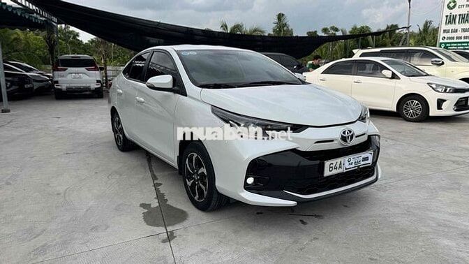 Toyota Vios E CVT 2023 Tự động vô cấp Trắng