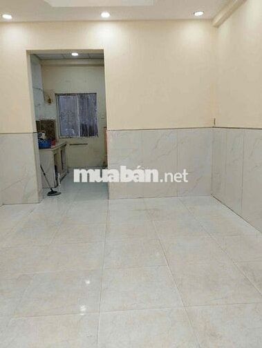 🔥 [GIÁ CỰC TỐT] CHO THUÊ NHÀ CHU VĂN AN P.12 – HẺM THÔNG 4M, CHỈ 10 TR