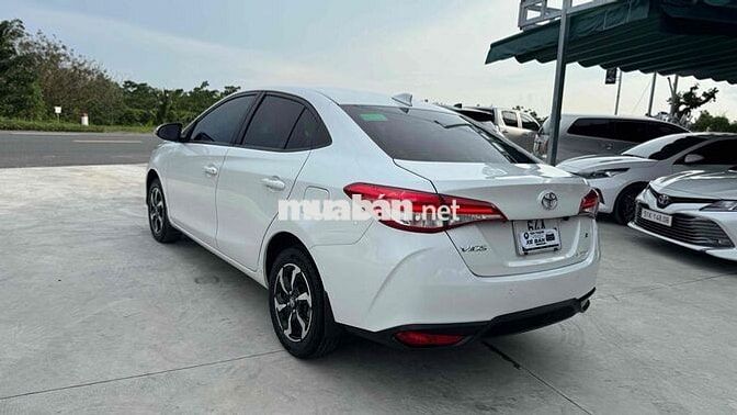 Toyota Vios E CVT 2023 Tự động vô cấp Trắng