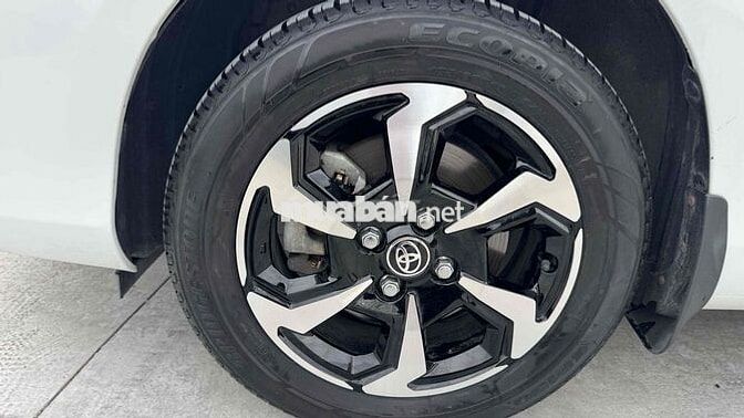 Toyota Vios E CVT 2023 Tự động vô cấp Trắng