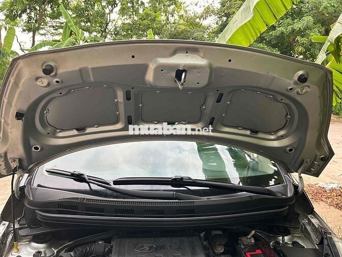 Hyundai i10 Bạc Xăng
