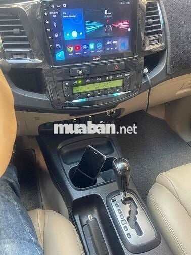 Toyota Fortuner TRD Trắng 7 chỗ