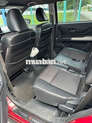 Toyota Veloz bản cao cấp tóp xe rin 100% cực mới