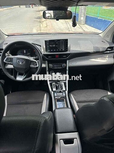 Toyota Veloz bản cao cấp tóp xe rin 100% cực mới