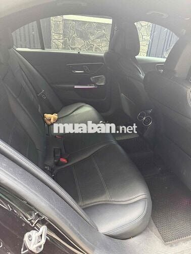 Mercedes-Benz C200 2022 Đen 68.000km