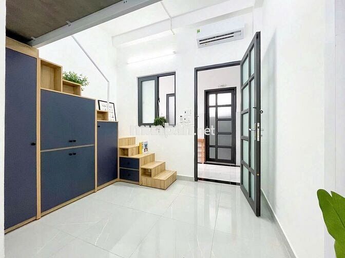 DUPLEX FULL NỘI THẤT - CỬA SỔ, BAN CÔNG NGAY DƯƠNG QUẢNG HÀM 
