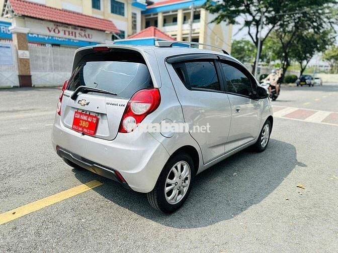 Chevrolet Spark 2014 Tự động Bạc