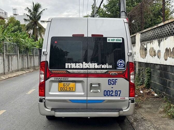 Ford Transit Xe khách 16 chỗ Bạc