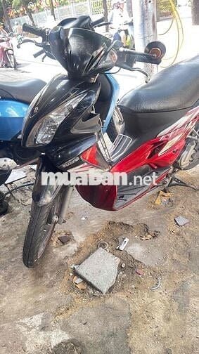 Suzuki 2 đèn mẫu Thái Thể thao Đen, Đỏ