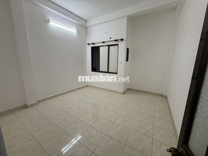 Cho thuê nhà nguyên căn mặt tiền số 54 Bàu Cát 2, P.14, Q. Tân Bình