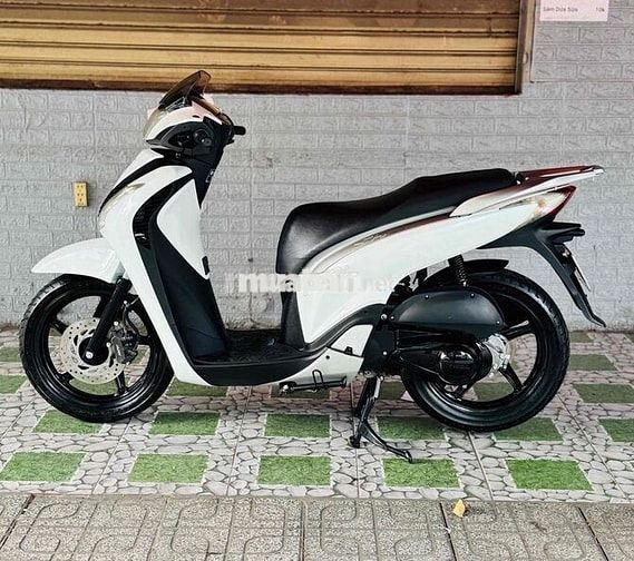 Honda SH 150i Trắng đen nhập ý SM 100