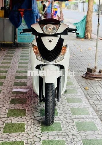 Honda SH 150i Trắng đen nhập ý SM 100