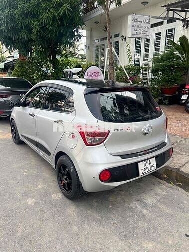 Hyundai I10 2017 Bản đủ cực đẹp