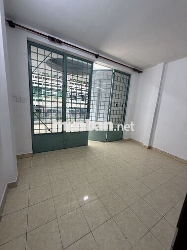 Cho thuê nhà nguyên căn mặt tiền số 54 Bàu Cát 2, P.14, Q. Tân Bình