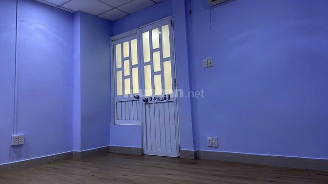 Cho thuê hoặc bán nhà 123/5 Lê Thị Riêng, phường Bến Thành, Quận 1
