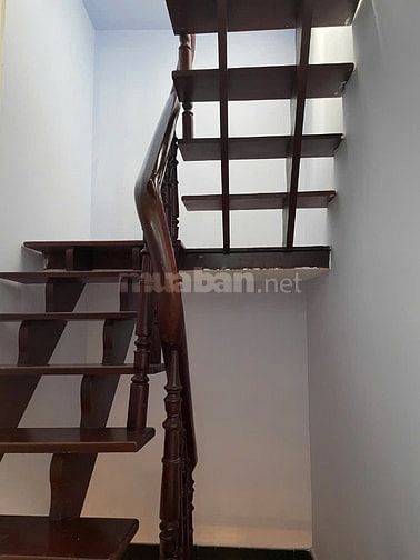 Cho thuê hoặc bán nhà 123/5 Lê Thị Riêng, phường Bến Thành, Quận 1