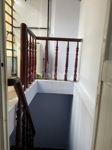 Cho thuê hoặc bán nhà 123/5 Lê Thị Riêng, phường Bến Thành, Quận 1