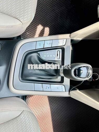Hyundai Elantra 2.0GAT 2021 Tự động Đỏ