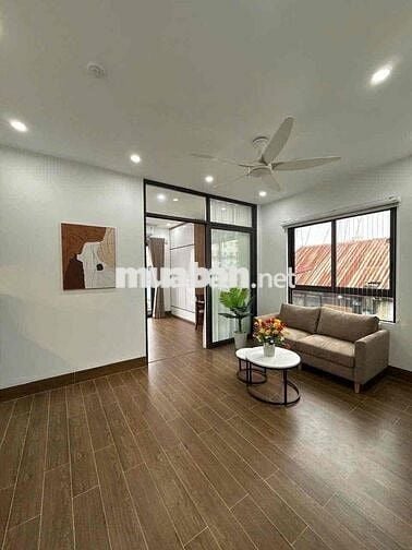 Cho thuê căn hộ 1PN Full nội thất - Ban công - Mới đẹp - Vào ở nga