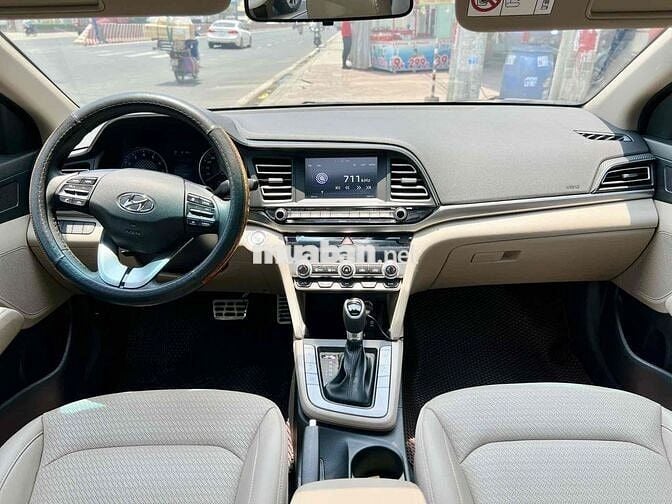 Hyundai Elantra 2.0GAT 2021 Tự động Đỏ