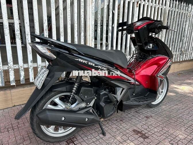 Honda Airblade 125Fi máy móc êm ngon bs63