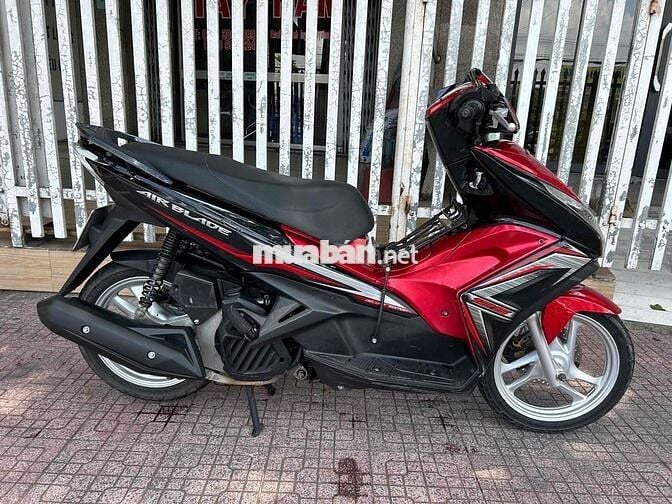 Honda Airblade 125Fi máy móc êm ngon bs63
