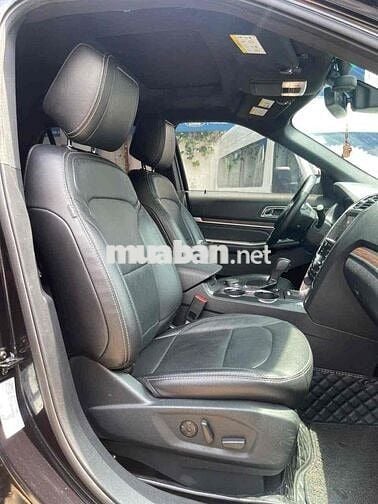 Ford Explorer 2019 Đen 30.000km