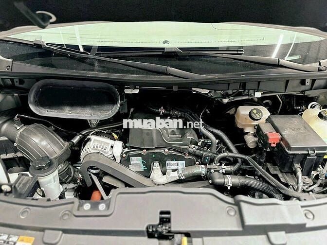 Ford Transit Premium 2025 Trắng 18 chỗ