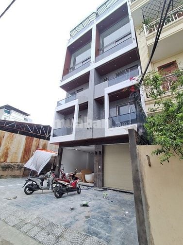 Nguyễn Văn Linh – Long Biên – Ô TÔ – 72 M2 – 6 T – MT 4 M – Giá 13.7