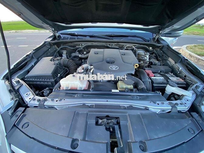 Toyota Fortuner 2019 Dầu 52000 km Bạc